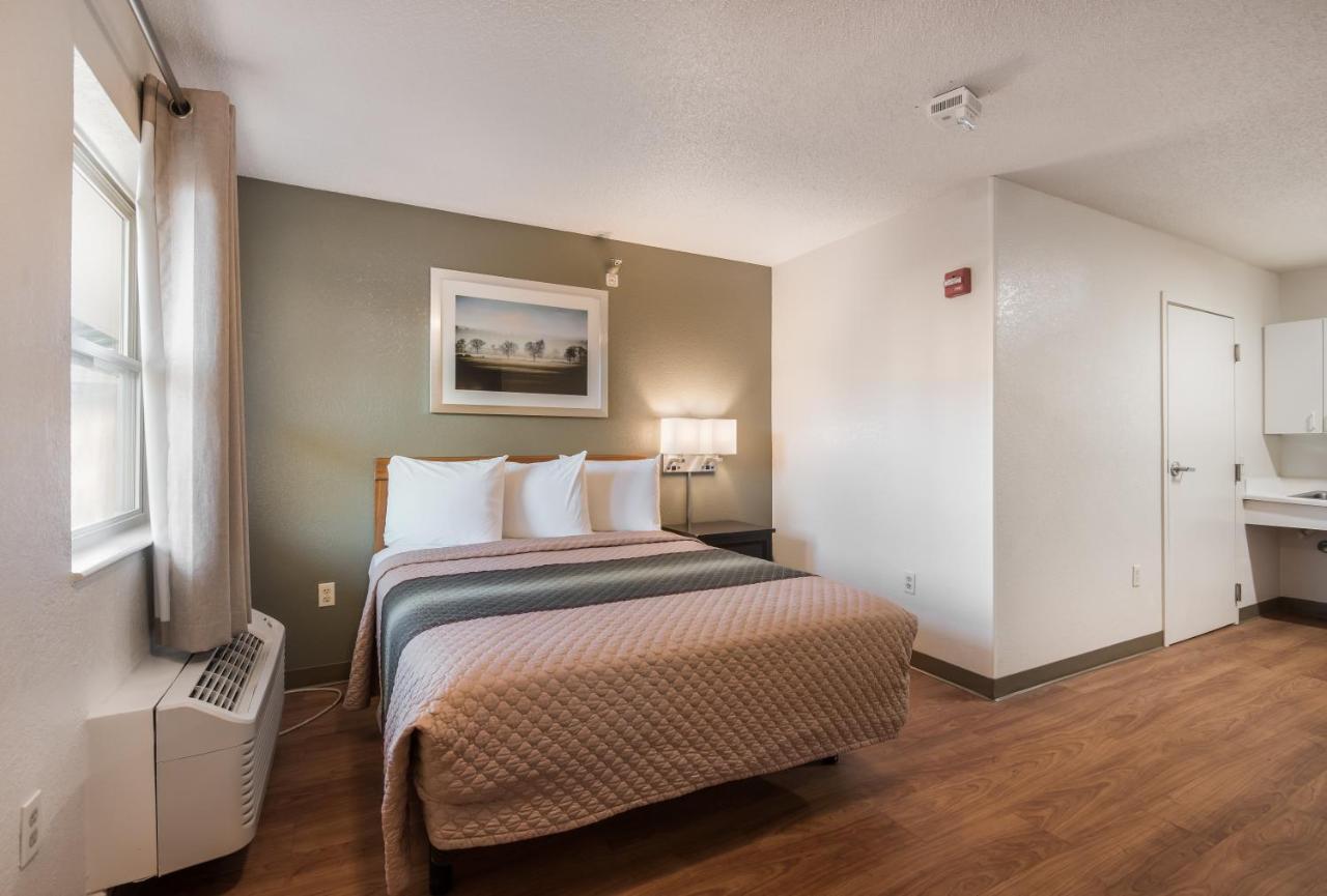 Birch Hill Suites Kansas City - Independence Exterior photo